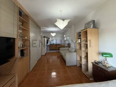 VENTA DEPTO EN VILLA URQUIZA Piso alto al frente - Balcón y 2 cocheras - 3