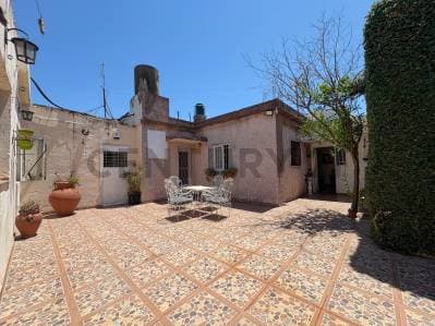 Venta 2 Casas internas independientes con cochera en Las Delicias, Rosario - Principal