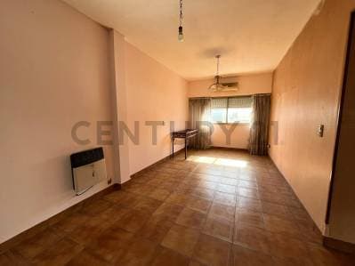 VENTA DEPARTAMENTO 4 AMBIENTES CON COCHERA APTO CREDITO EN LANUS OESTE - 5