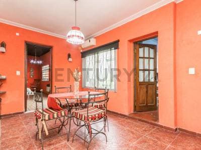 Venta de Casa 5 Ambientes en Lomas de Zamora! - Principal