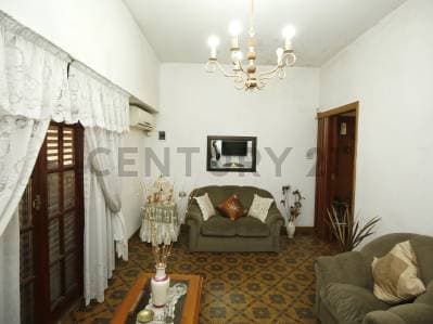 CASA EN VENTA EN LA PLATA LOS HORNOS - 3