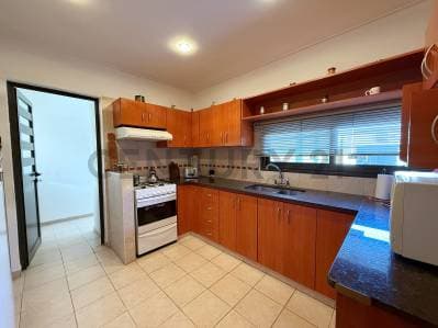 Casa de 2 Dormitorios en Venta en Abasto - 5