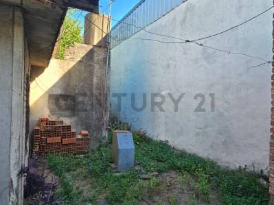 Lote 320 m2 en san justo con casa a refaccionar - 5