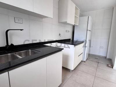 Departamento al frente, a estrenar - 2 dormitorios - 17 entre 44 y 45 - USD 115.000 - 3