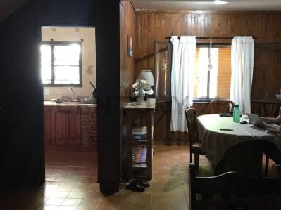 Casa en venta de 4 habitaciones en Villa Elisa - 3