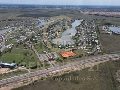 VENTA DE LOTE LAGUNA CLUB DE CAMPO SANTA RITA - 4