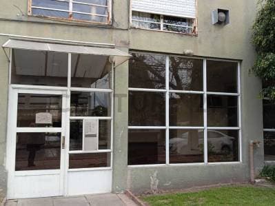 Departamento muy amplio de 3 dormitorios en zona facultades. - Principal