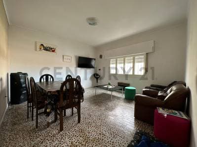 CASA 4 AMBIENTES Villa Ballester - 2