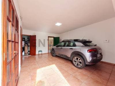 Casa de 3 dormitorios con parque y pileta - 3