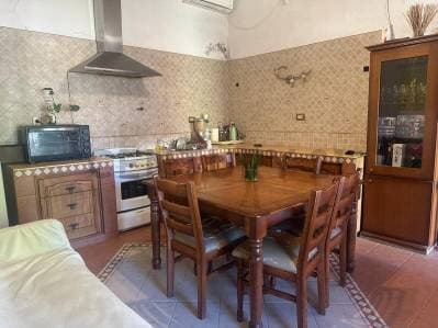 Venta de Casa en Lujan de Cuyo - 2