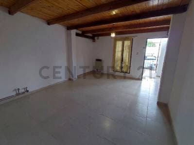 Venta Dúplex 2 Dorm con Patio B° San Rafael - 2
