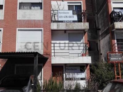 VENTA DE DEPARTAMENTO EN CALLE 58 E/ 141 Y 142 DE BARRIO PA - 2