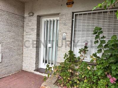 CASA EN VENTA EN ALBERDI, ROSARIO - 4