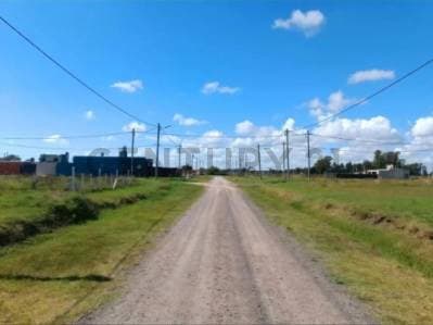 Lote doble en venta - Barrio Siempre Verde - 4