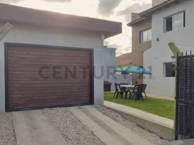 Hermosa casa de 3 ambientes a pocas cuadras del mar D 31377 - 3