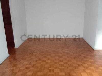 Venta de departamento de 2 ambientes con dormitorio, placard y área de lavadero en Boedo, CABA - 3