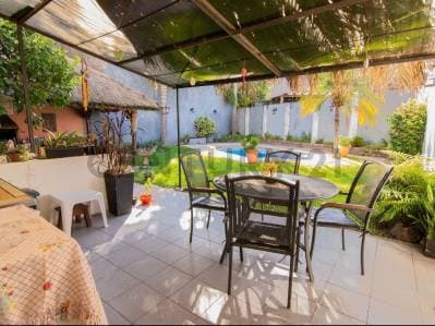 Casa con pileta y quincho | 3 dormitorios | Lote de 236 m² | Loma Hermosa - 4
