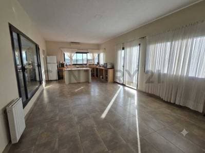 Residencia Premium de Alta Eficiencia y Máximo Confort – Exclusivo Lote de 3.860 m² con Gran Potenci - 2
