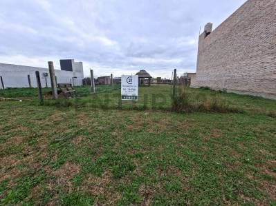 Venta Lote con quincho y pileta en Fincas del Rosedal, Ibarlucea - 3