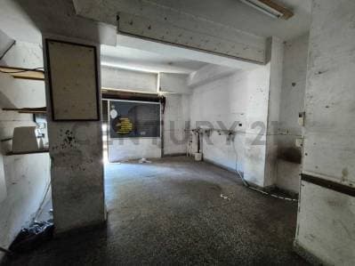 VENTA LOCAL THAMES A METROS DE WARNES - 4