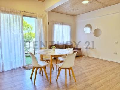 Venta de departamento un dormitorio con cochera - Principal
