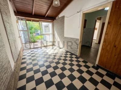 PH Tipo Casa 5 Ambientes en Venta con Cochera Doble y Fondo – Llavallol - Principal