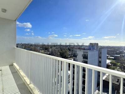 VENTA 2 AMBIENTES PISO 10 CON ESCRITORIO, BALCÓN Y VISTA ABIERTA-SAN MARTÍN - 2