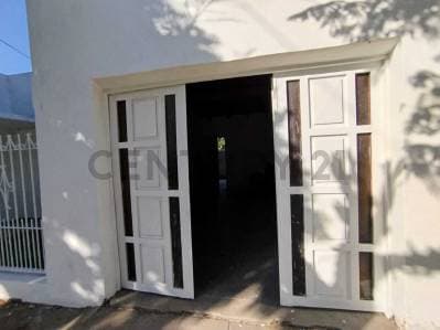 CASA EN VENTA LISANDRO OLMOS - 2
