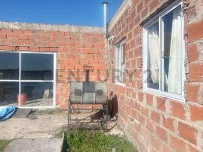 CASA EN VENTA SAN MIGUEL DEL MONTE 3 AMBIENTES - 3