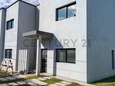 Casa en venta - 4