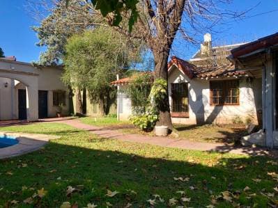 Casa de 3ambiente mas Escritorio parque piscina quincho - 2