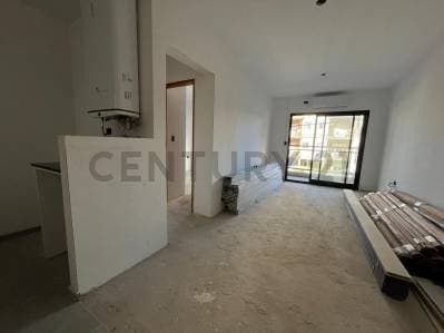 39 ENTRE 10 y 11 DEPARTAMENTO DE 1 DORMITORIO Y COCHERA EN VENTA LA PLATA PLAZA BELGRANO A ESTRENA - 4