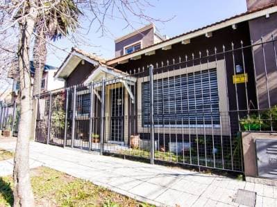 VENTA CASA 4 AMBIENTES, CASTELAR NORTE Excelente chalet reciclado a nuevo en la mejor zona de Cast.. - 2