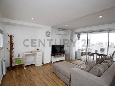 DEPARTAMENTO EN VENTA EN LA PLATA DE 3 DORMITORIOS CON COCHERA - 3