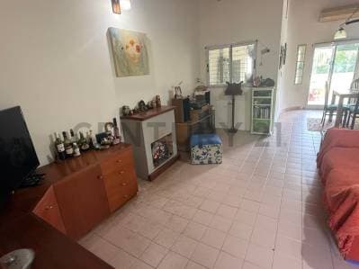 Casa de 3 Dormitorios en Villa Castells. APTA BANCO - 2