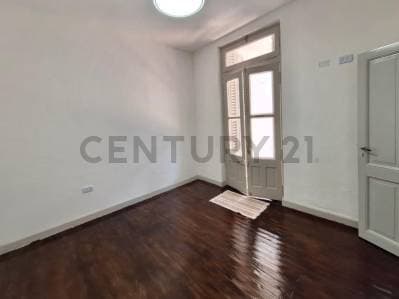 VENTA PH 3 AMBIENTES CON PATIO EN BANFIELD REFACCIONADO A NUEVO APTO CREDITO COCHERA OPCIONAL - 4