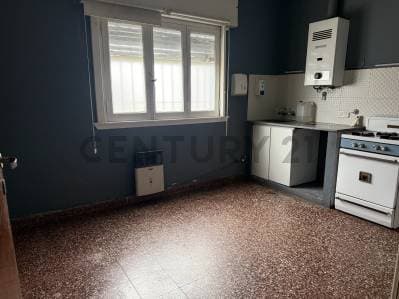 10 e/ 159 y 160. Casa en venta 2 dormitorios, Berisso. (Apto Banco) - 3