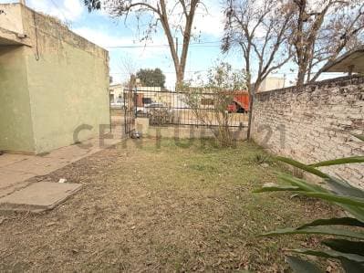 PROPIEDAD A RECICLAR EN LOTE DE 270 M2, A METROS DE AVENIDA EVA PERÓN. VENADO TUERTO - 3