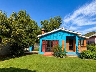 Casa de 3 dormitorios (1 en suite) sobre lote de 980 m² a metros del río – Villa Carlos Paz - Principal