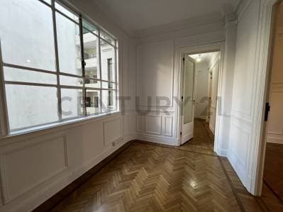 Exclusivas oficinas en alquiler en Retiro - Principal