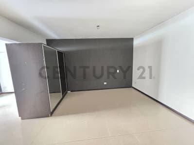 Venta monoambiente con gran patio y Financiación, San Nicolás, 1 E - 3