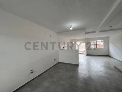 DUPLEX EN VENTA - 2 dormitorios - 5