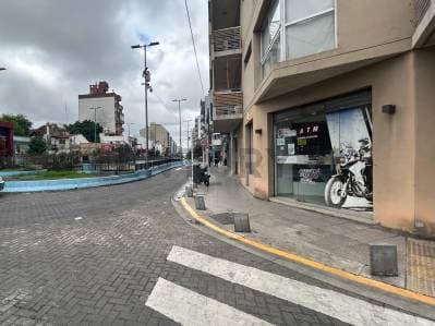 VENTA LOCAL VILLA DEL PARQUE - 2