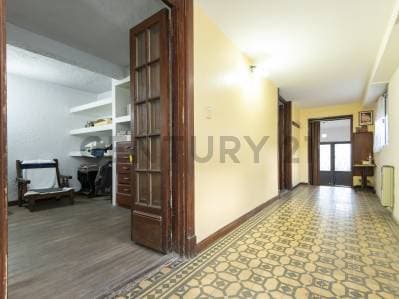 Casa en venta en La Plata tipo PH con patio - Principal