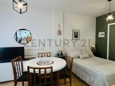 VENTA DEPARTAMENTO UN AMBIENTE RECICLADO Y AMOBLADO - Principal