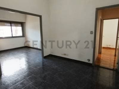 VENTA DEPARTAMENTO DE 4 AMBIENTES CON PATIO EN PARQUE CHACABUCO - Principal