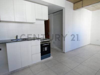 Monoambiente en venta, 7mo piso contrafrente en La Plata - 3