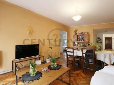 Venta Departamento 4 Ambientes con Balcón - 3
