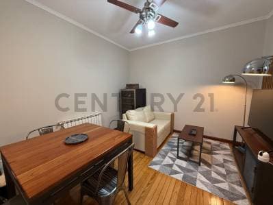 VENTA PH 2 AMBIENTES Y MEDIO RECICLADO TOTALMENTE A NUEVO EN SAN TELMO - 3