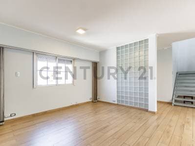 VENTA PH 5 amb + patio en Avellaneda - 4
